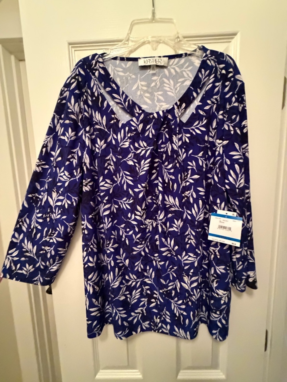 Kasper Blue and White Leaf-Print V-Neck Top